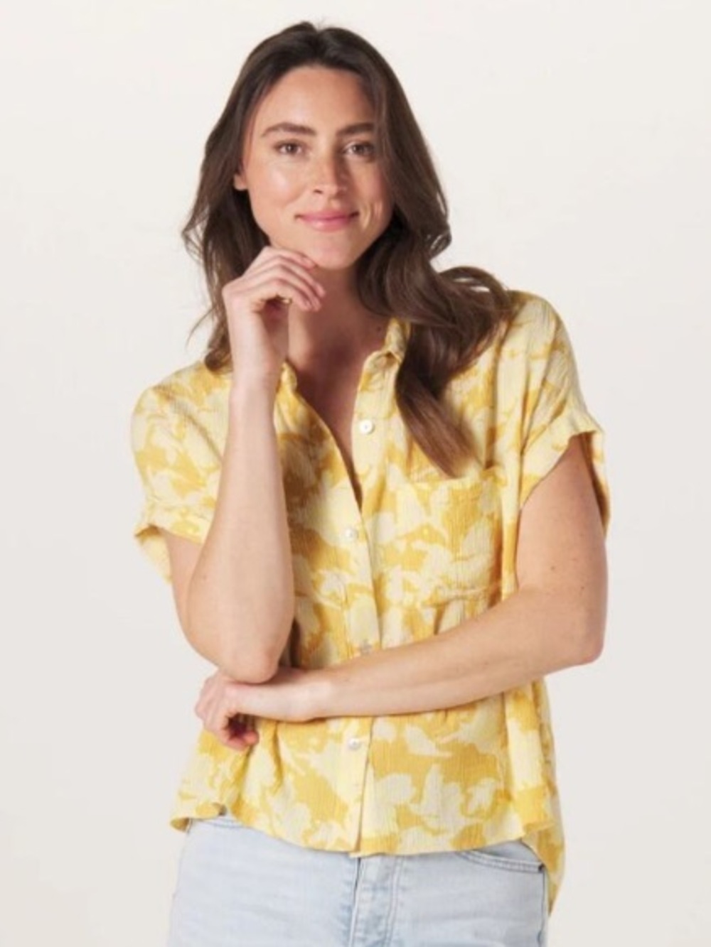 The Normal Brand Ezra Floral Woven Crinkle Button-Up Crop Shirt Yellow Medium